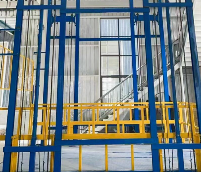 东方升降货梯载重范围在多少