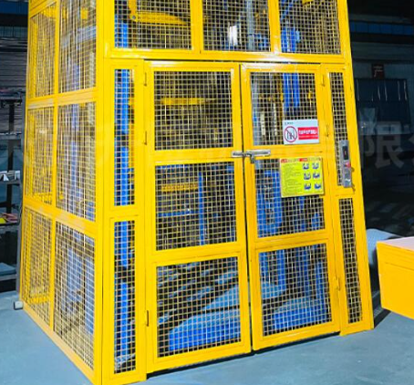 东方货梯可以安装在室外吗