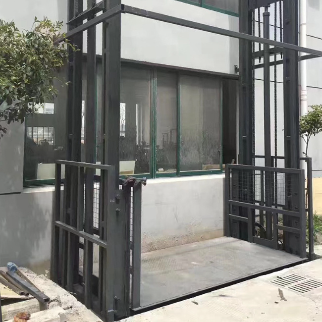 东方5吨室外升降货梯